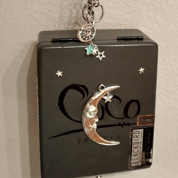 Original Suenos de Saundra Upcycled Cuco Cigar Box Purse - Picture 2 of 12